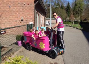 Kinderen welkom: Ritje in een Stint en poffertjes dankzij Kindercentrum Belle Fleur